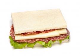 TRAMEZZINO SALAME E FORMAGGIO